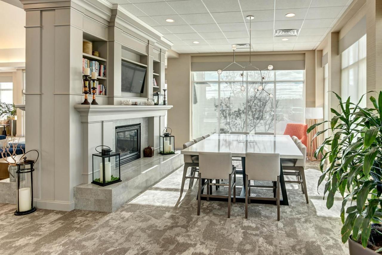 Hilton Garden Inn Lakewood Ngoại thất bức ảnh