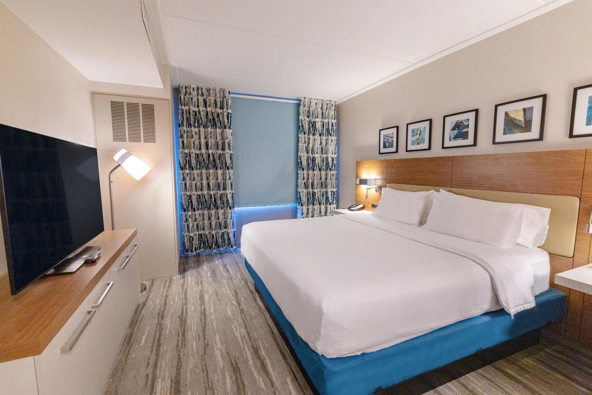 Hilton Garden Inn Lakewood Ngoại thất bức ảnh