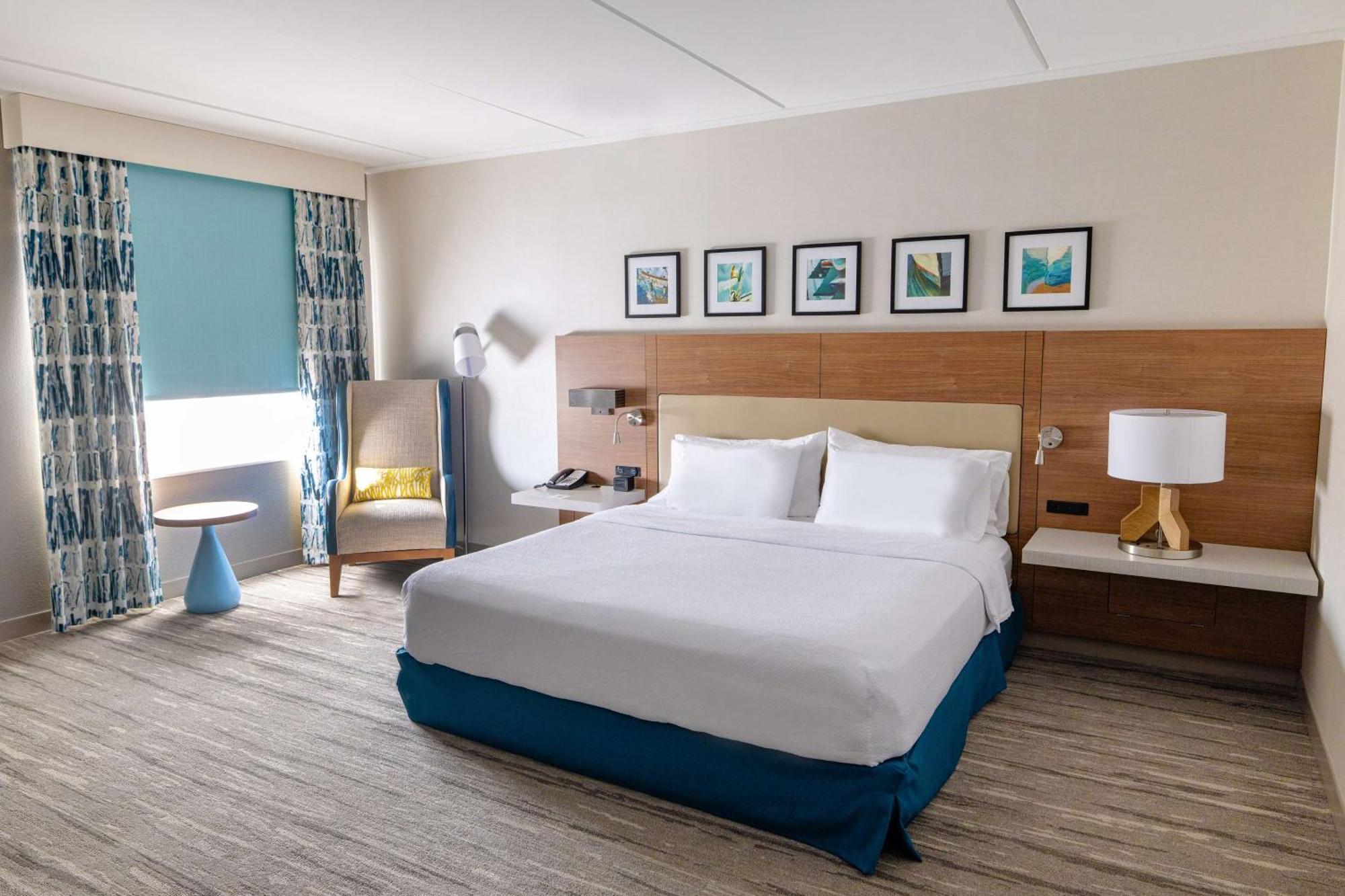 Hilton Garden Inn Lakewood Ngoại thất bức ảnh