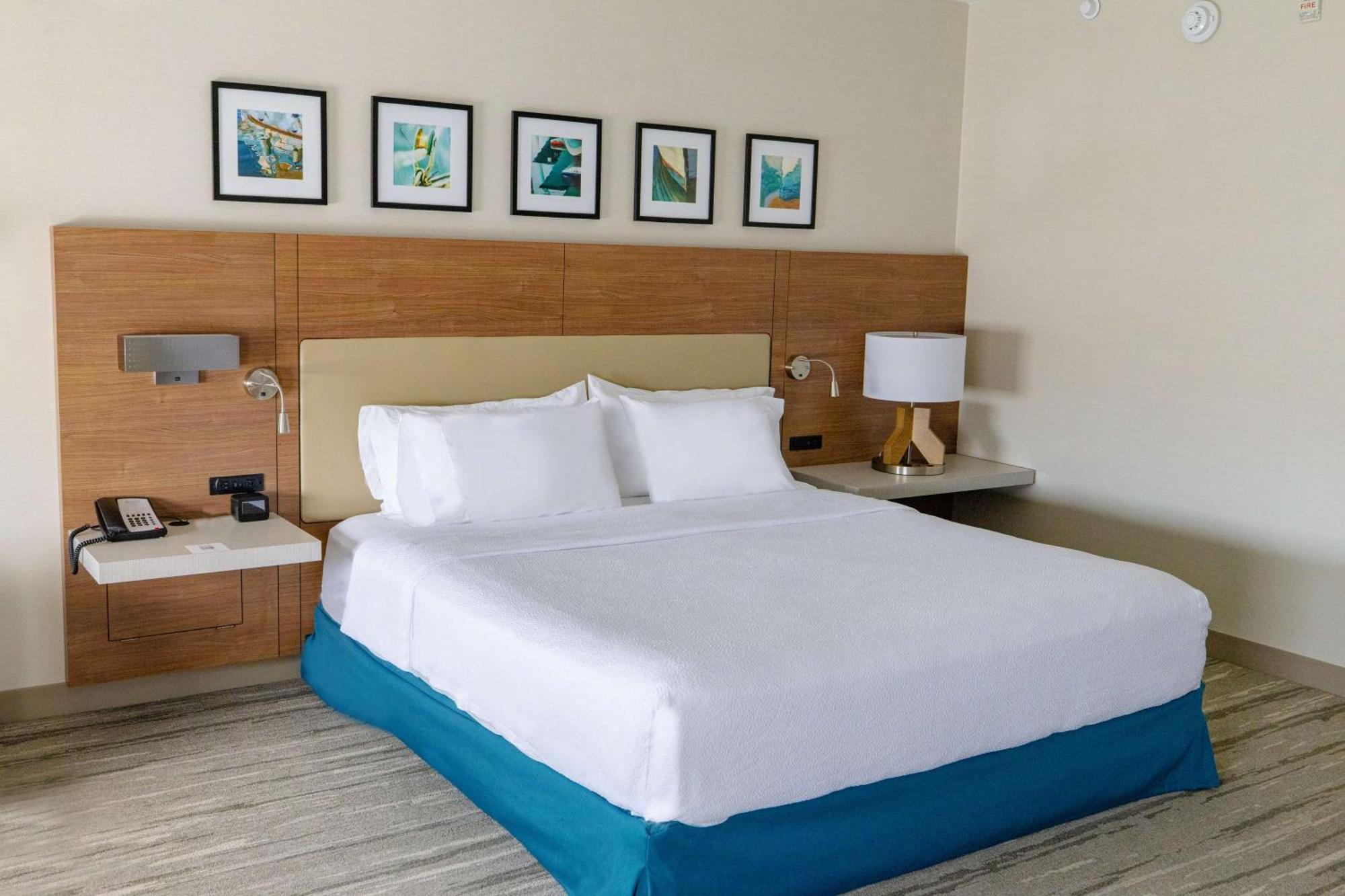 Hilton Garden Inn Lakewood Ngoại thất bức ảnh