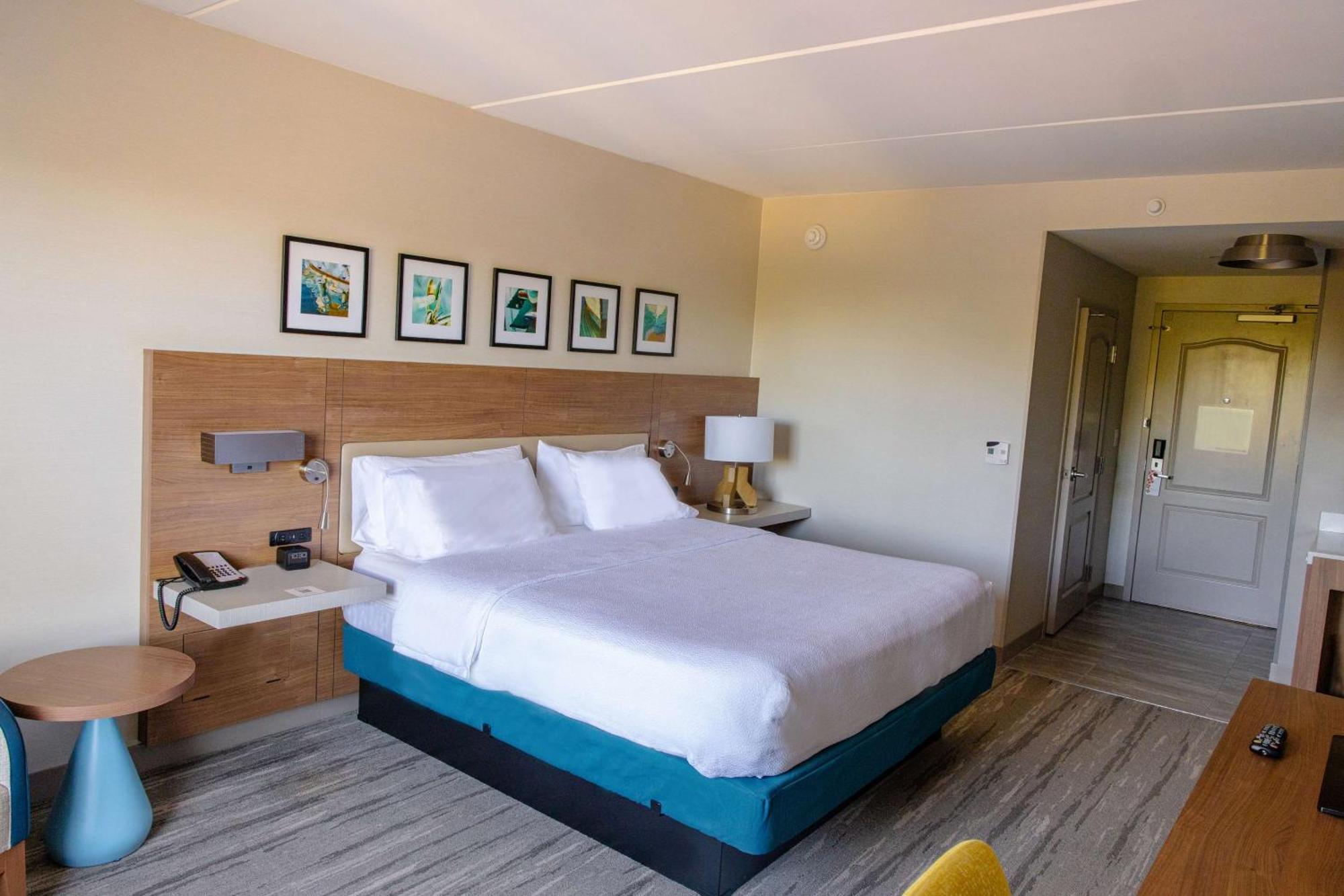 Hilton Garden Inn Lakewood Ngoại thất bức ảnh